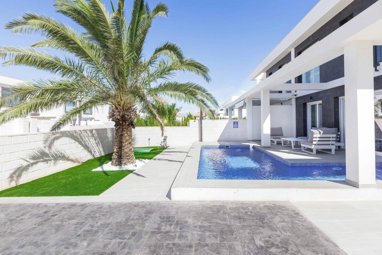 Casa Bos Dolpfin Wellness Luxury Entire Villa Pool & Jacuzzi Gran Alacant Near Beach Puerto Marino Exterior photo