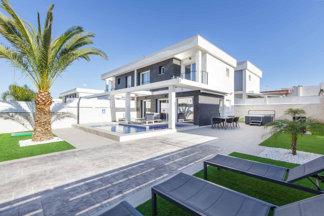 Casa Bos Dolpfin Wellness Luxury Entire Villa Pool & Jacuzzi Gran Alacant Near Beach Puerto Marino Exterior photo